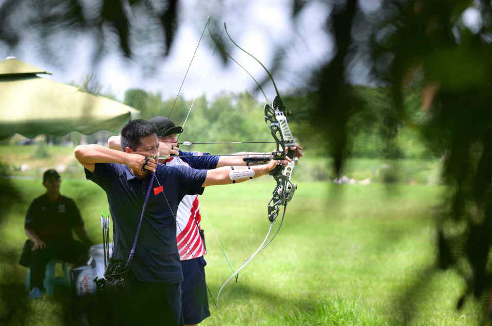乔丹在比赛, 后庆祝, inews