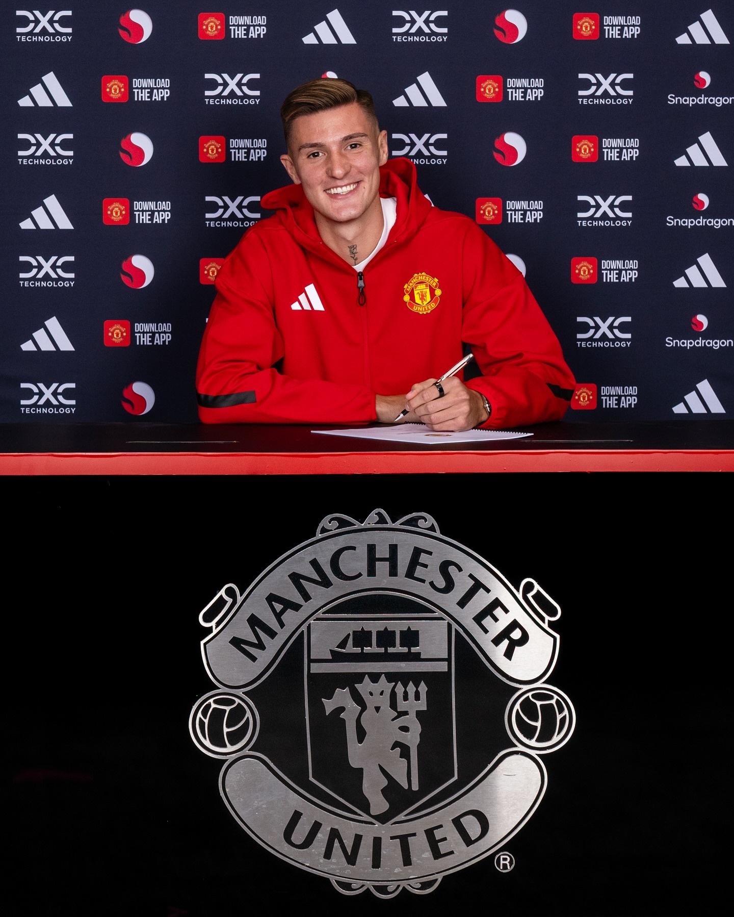 万镑的周薪, 其中固定转, 更高