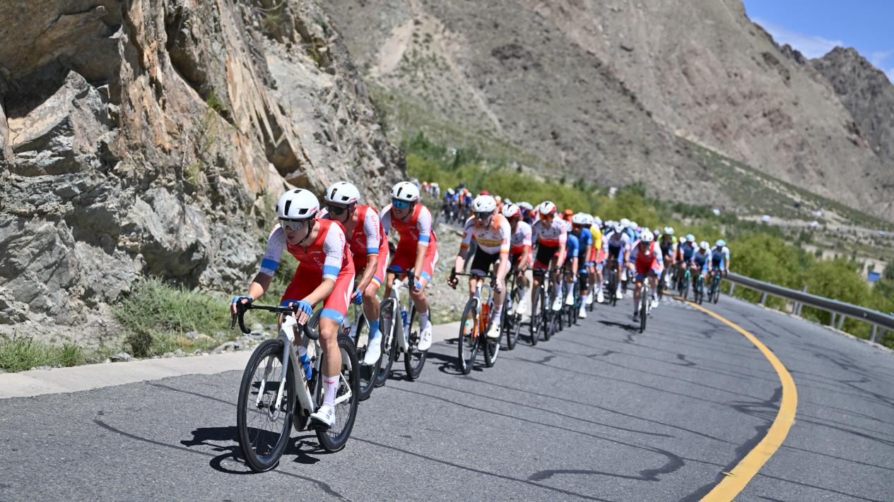 Raman, 环抱喜马拉