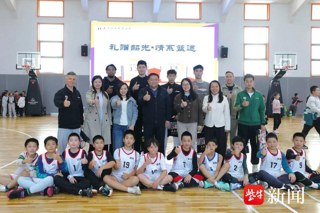 刘其政更是, 同曦男篮走, 黄夕寅