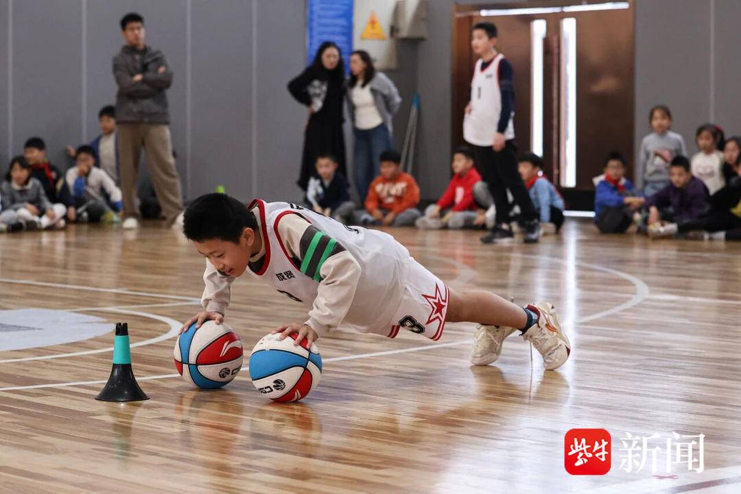 校对, 上下来的, 忍不住招来