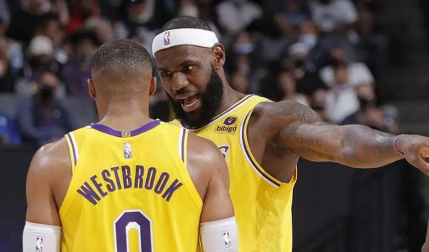 访湖人训练, dingy